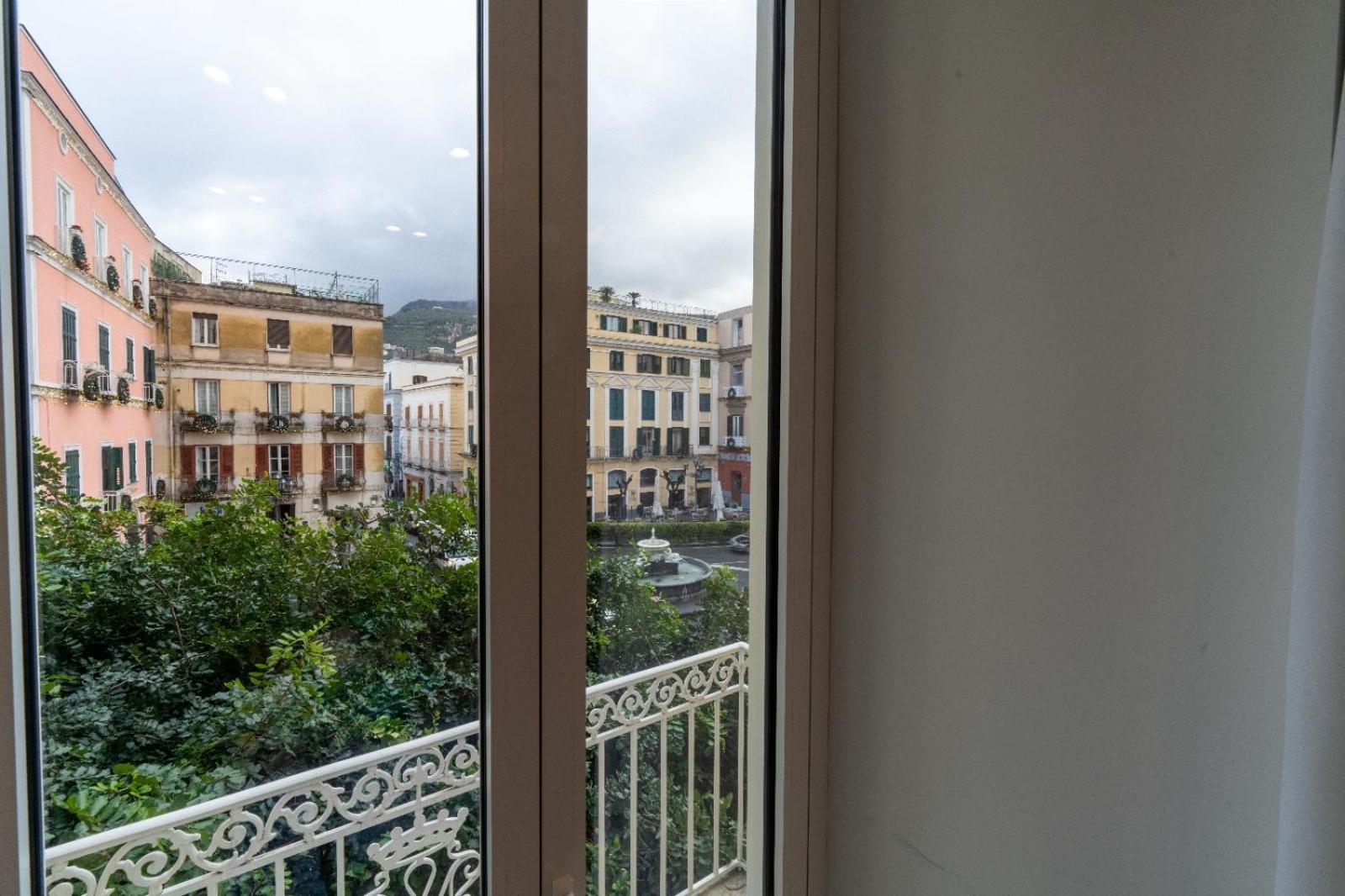 Fran City Suite Vico Equense Exterior photo